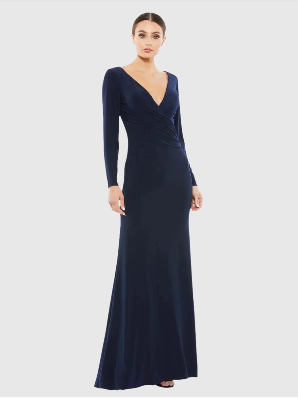 Mac Duggal Women's Ieena Long Sleeve Ruched Jersey V-Neck Gown